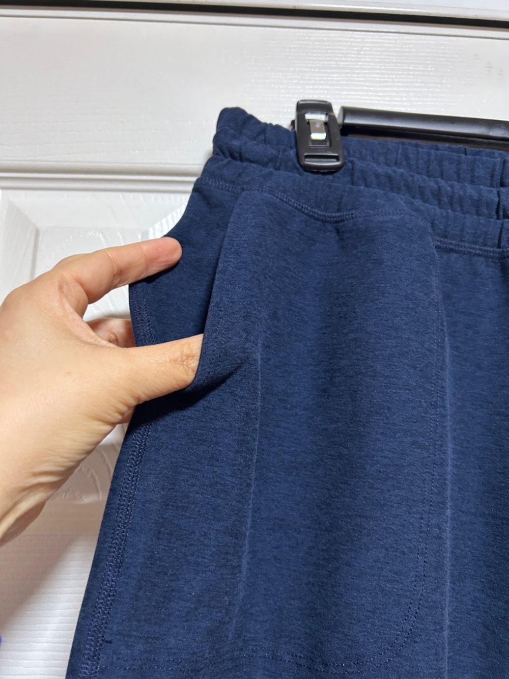 Beyond Yoga Commuter Space Dye Midi Jogger Navy - Size Medium - Picture 6 of 10